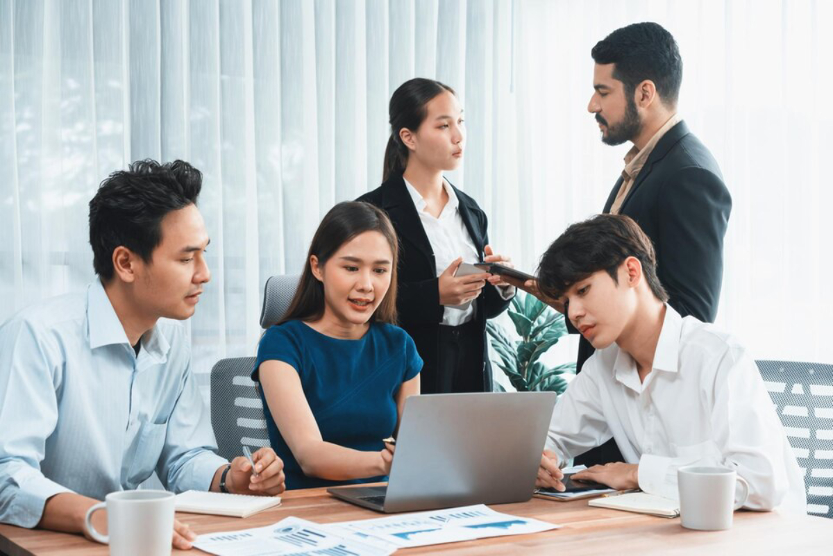 EOR Cost - Employer of Record Pricing In 2025 Explained